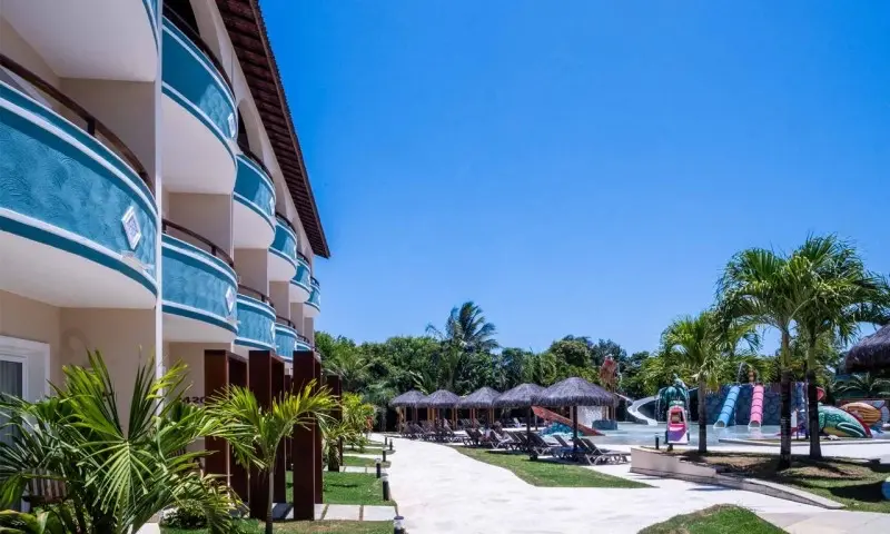The Signature Level Junior Suite Pool Access